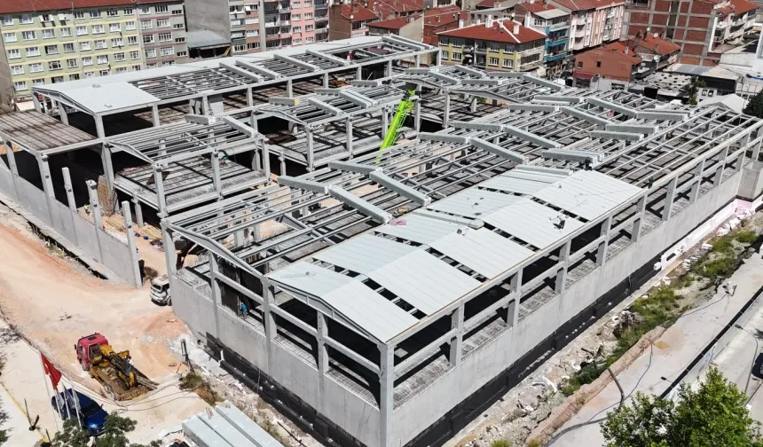 Kurtuluş Kapalı Pazaryeri 2027 baharında açılacak: 229 esnaf yeni yerine taşınacak
