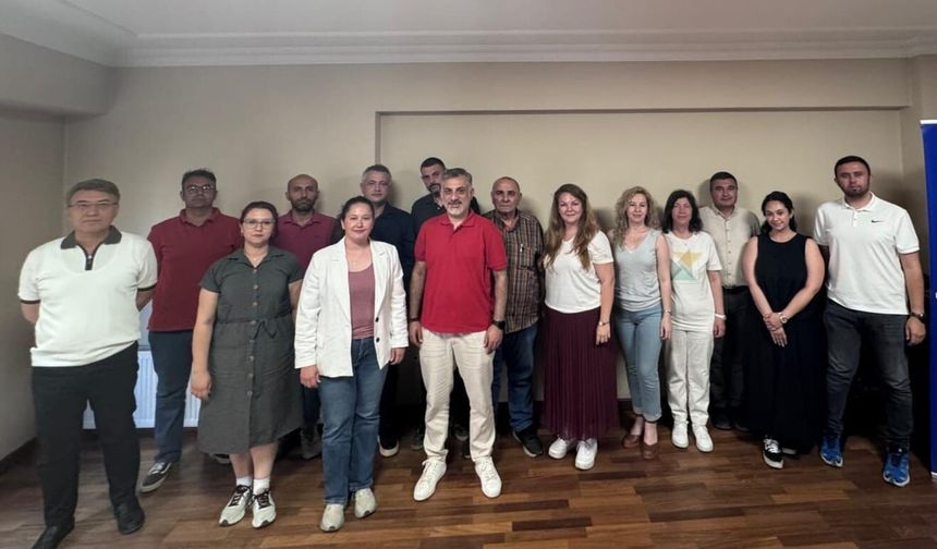 TMMOB Eskişehir İKK'da görev değişimi: Sekreterlik görevine Betül Hacımusalar seçildi