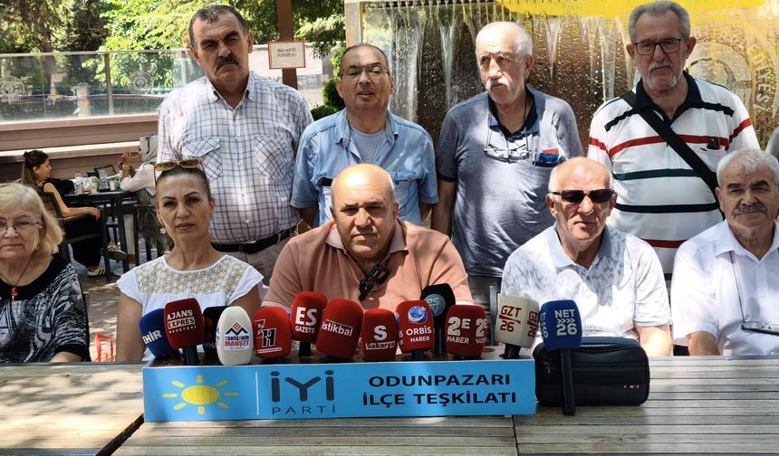 İYİ Parti Odunpazarı İlçe Başkanı Yer’den üniversitelere liyakat ve mezuniyet eleştirisi
