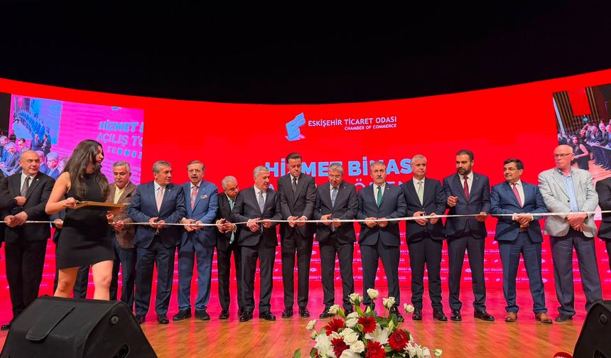 ETO'nun yeni hizmet binası yoğun katılımla açıldı