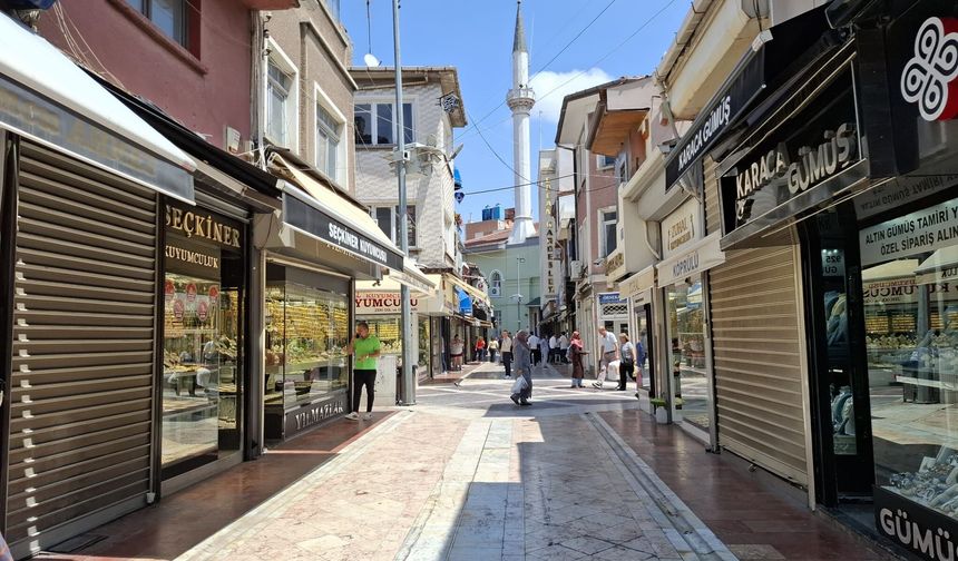 Eskişehir Kuyumcular Odası'ndan piyasa değerlendirmesi: Altında gözler Eylül ayındaki FED kararında