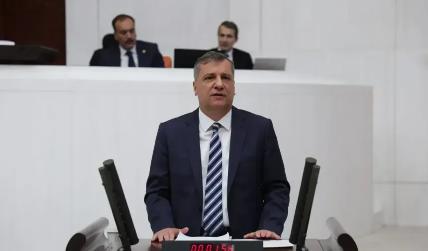 YENİ Parti bağış kampanyasında son rakamlar açıklandı: 5 günde 240 milyon TL aşıldı!