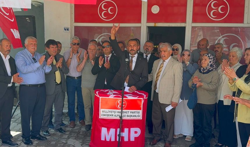 MHP Alpu’da kongre heyecanı! Alparslan Kokulu güven tazeledi