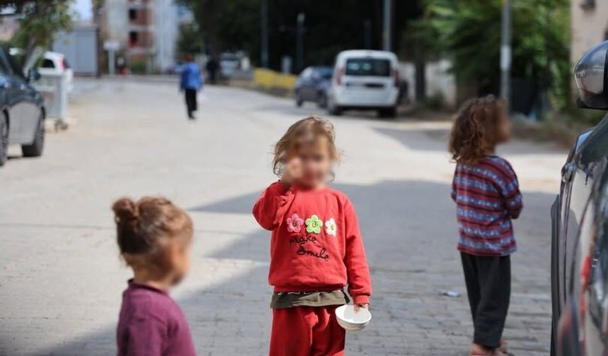 Eskişehir’de esnafın gündeminde dilenci çocuklar var: "Müşterilerimizi rahatsız ediyorlar"