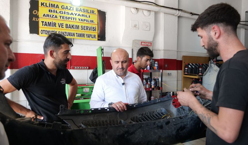 Albayrak’tan belediyelere sert eleştiri: “Esnafı sadece vergi alırken hatırlamayın”