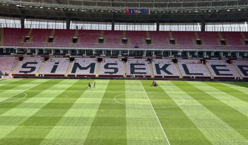 Eskişehirspor stadyumunda temizlik sorunu tepki çekti