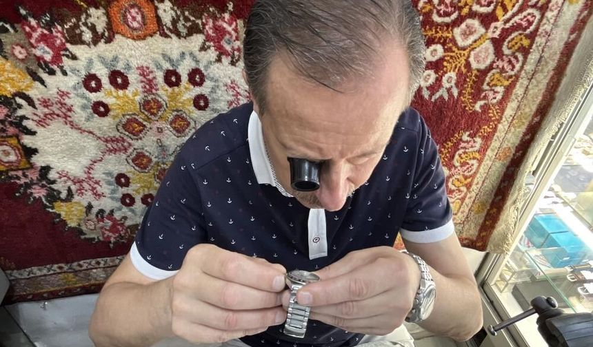 Eskişehir'de 90 yıllık saatçilik geleneği ayakta kalma mücadelesi veriyor
