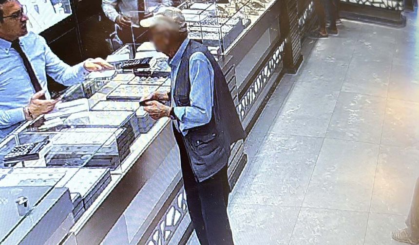 Eskişehir’de umre için biriktirdiği altınları dolandırıcılara kaptırıyordu