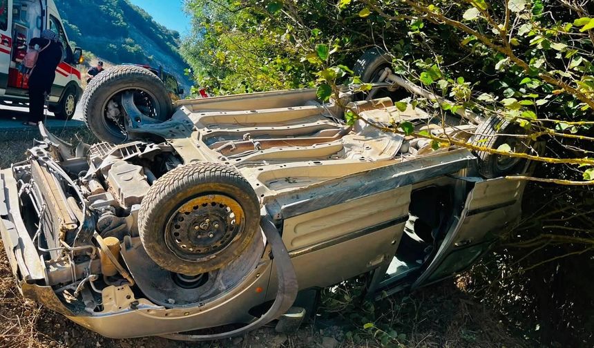 Eskişehir Yolunda Feci Kaza: Takla Atan Otomobilde 2 Kişi Yaralandı