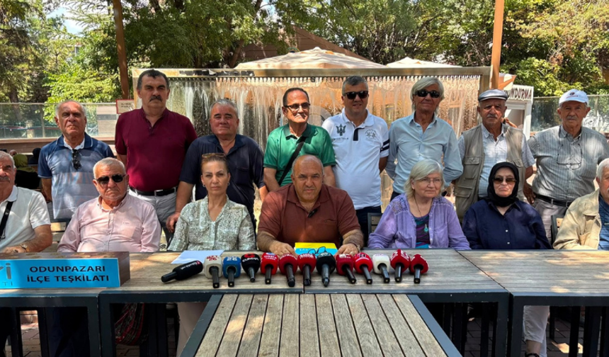 İYİ Parti Odunpazarı’ndan “kayıt parası” tepkisi: “Rant okul düzeni oluştu”