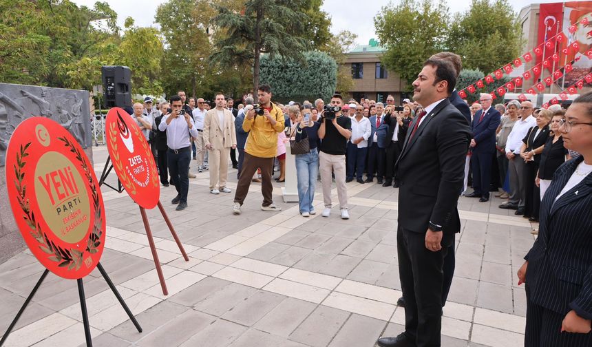 YENİ Parti Eskişehir İl Başkanlığı’ndan 30 Ağustos’ta çelenk töreni