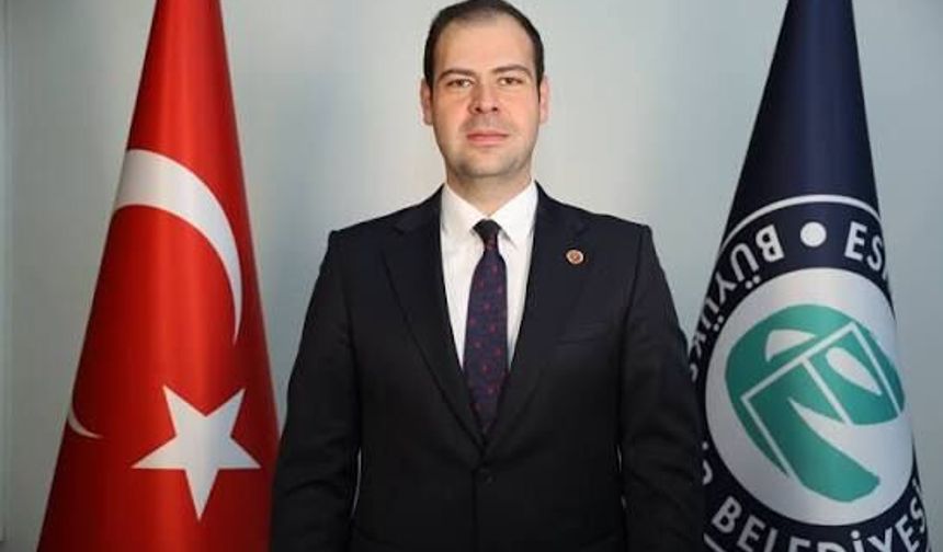 Çağrı Özeçoğlu meclis üyeliğinden istifa etti
