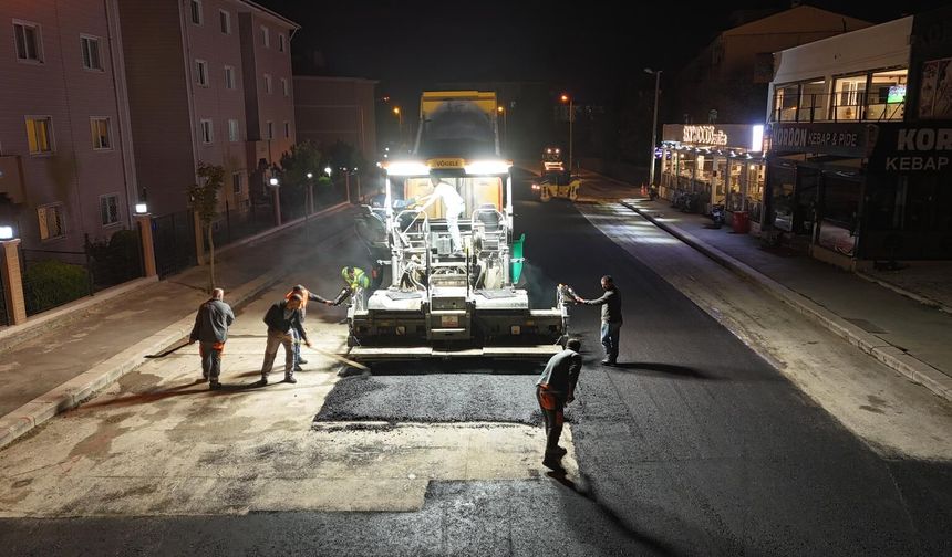 Eskişehir’de gece mesaisi: Büyükşehir ekipleri yollar için sahada