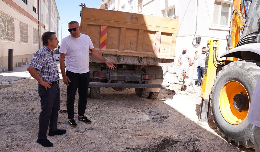 Başkan Ataç Yenimahalle’de çalışmaları inceledi