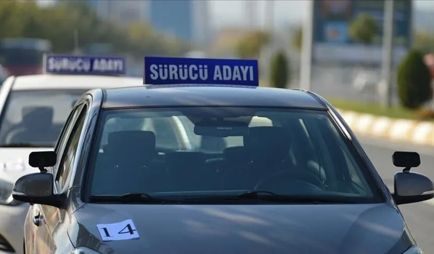 Ehliyet sınavında ezber dönemi bitiyor: Serbest güzergâh geliyor