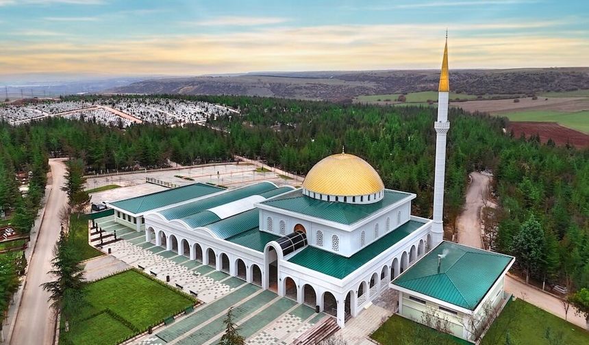 İlker Gökce yazdı: İki şehir, iki hizmet anlayışı, işte Eskişehir…
