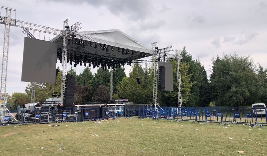Eskişehir'de festival krizi büyüdü: Stant sahipleri polis çağırdı