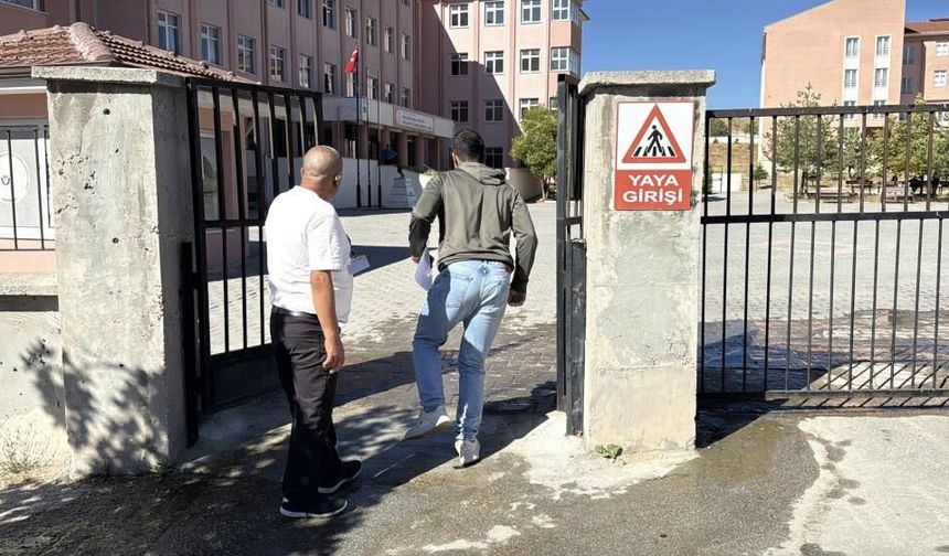 Eskişehir’de KPSS heyecanı başladı: Bazı adaylar sınava giremedi