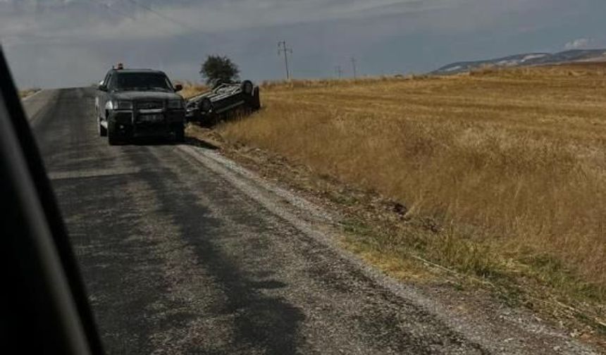 Eskişehir'de kontrolden çıkan otomobil takla attı