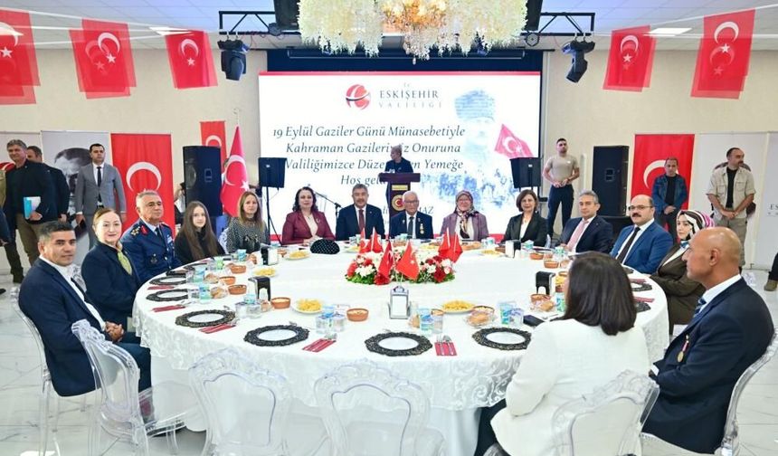 Vali Yılmaz'dan gaziler onuruna yemek programı