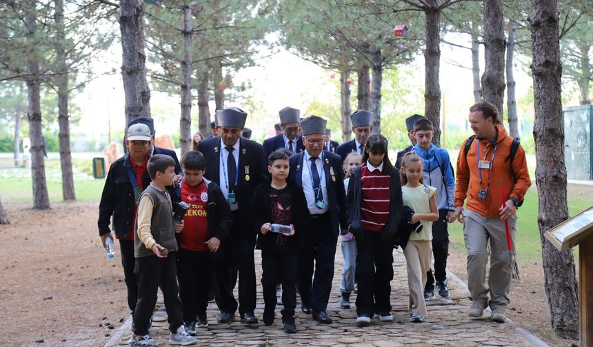 Gaziler ve çocuklar Otobes26 turunda buluştu