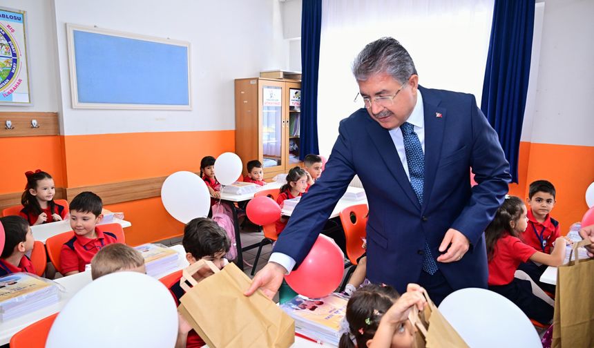 Eskişehir'de '2026-2027 Eğitim-Öğretim Yılı Açılış Töreni' gerçekleştirildi