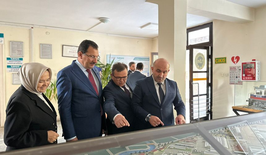Can Hacıoğlu yazdı: Söz mü, üretim mi?
