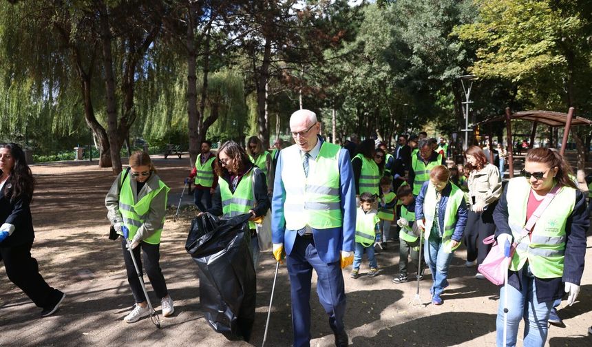 Eskişehir'de Dünya Temizlik Günü buluşması