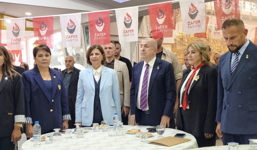 Zafer Partisi Eskişehir’de “Atatürk’ün Kızları Buluşuyor” programı düzenledi