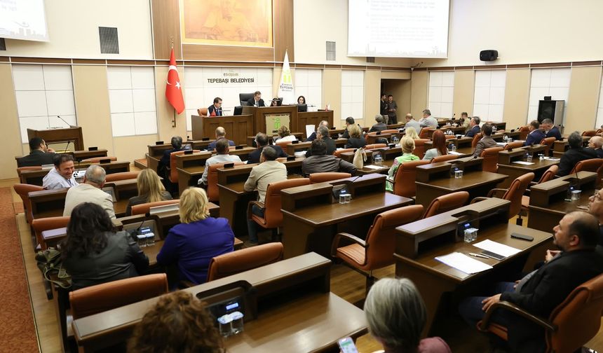 Tepebaşı Belediyesi’nin 2027 bütçesi kabul edildi: Mecliste borçlanma ve rakam tartışması