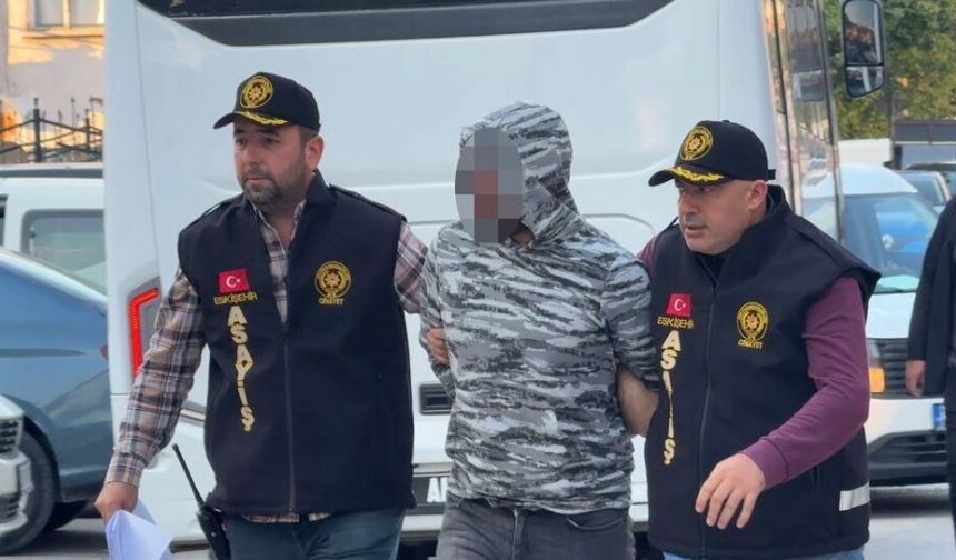 Eskişehir’de cinayet şüphelisi adliyeye sevk edildi